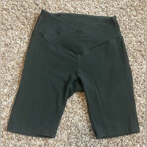 Victorias Secret PINK Black Yoga Biker Shorts Crossover Waist Size Small